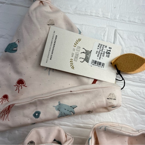 New Red Caribou & Rabbit Ladders Baby Accessories, Gifts, Booties, Beanie - Picture 10 of 11